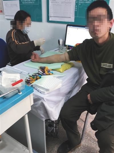 试药灰色链条:试药人可得5600元 受中介控制